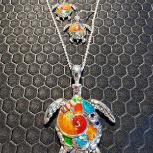 Turtle Necklace and Earring Set Multicolored Made of Sterling Silver